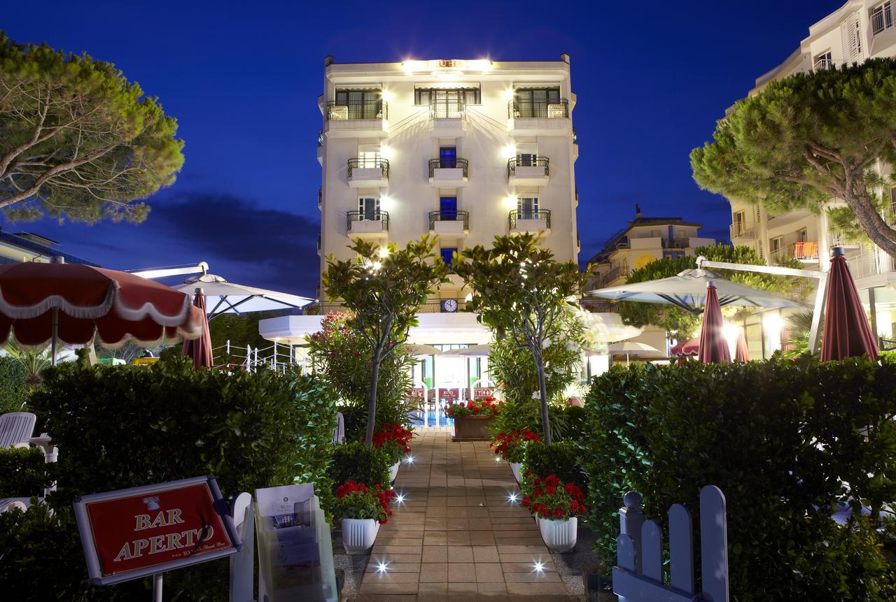 Ruhl Beach Hotel & Suites ليدو دي يسولو المظهر الخارجي الصورة